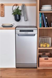 Zmywarka Indesit DSFO 3T224 C S 7