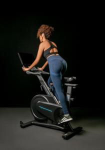 Rower stacjonarny OVICX Q200X magnetyczny 11