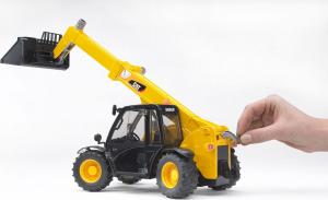 Bruder Professional Series CAT Telehandler (02141) 2