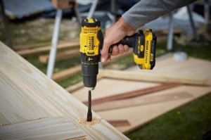 Wiertarko-wkrętarka Stanley SFMCD711DSA 18 V 2 x akumulator 2 Ah 3