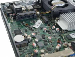 Komputer Lenovo Lenovo ThinkCentre M600 Tiny N3050 2x1.6GHz 8GB 240GB SSD Windows 10 Home PL U1 8