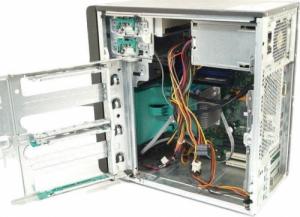 Komputer Fujitsu Fujitsu Esprimo P9900 i3-550 2x3.2GHz 4GB 120GB SSD DVD NVS Windows 10 Home PL 3