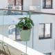 Vilde Kwietnik doniczka wisząca osłonka metalowa balkonowa tarasowa zawieszana wieszak na doniczkę balkon 1