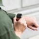 Uniq UNIQ etui Garde Apple Watch Series 7 45mm. przezroczysty/clear 4