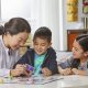 Hasbro Gra planszowa Moje pierwsze Monopoly 3