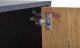 Beliani Szafka RTV czarna z jasnym drewnem SALINA 7