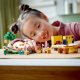 LEGO Minecraft Pszczeli ul (21241) 3