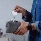Ładowarka ESR Ładowarka bezprzewodowa ESR Halolock Mini Magnetic MagSafe Wireless Charger Silver 3