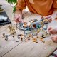 LEGO Jurassic World Centrum dla odwiedzających: atak tyranozaura i raptora (76961) 5
