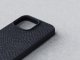 Njord by Elements Etui do iPhone 15 Pro MagSafe Skóra łososia Czarne 12