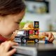 LEGO City Ciężarówka z burgerami (60404) 4