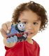 Fisher Price Tomek i Przyjaciele Tomek – Przejazd przez most Zestaw + Lokomotywa „Popchnij i jedź” HGY82 1