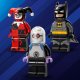 LEGO DC Batman™ z batmobilem kontra Harley Quinn™ i Mr. Freeze™ (76274) 4