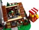 LEGO Icons Średniowieczny plac miejski (10332) 4