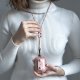 Woodcessories Woodcessories AirCase AirPod Pro Leather Necklace Case Old Rose 4