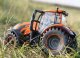 Tomy TOMY Britains traktor ValtraT245 wer.Deco 43273 /3 2