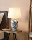 Lampa stołowa Beliani Lampa stołowa porcelanowa biało-niebieska BELUSO Lumarko! 8