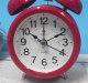 Perfect Budzik Perfect PT253 czerwony głośny alarm cichy mechanizm . 2