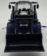 Bburago BBU traktor Valtra z ładowaczem czołowym 31638 3