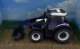 Bburago BBU traktor Valtra z ładowaczem czołowym 31638 6