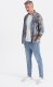 Ombre Spodnie męskie jeansowe CARROT FIT - jasnoniebieskie V2 OM-PADP-0117 XL 1