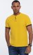 Ombre Męska koszulka polo bez kołnierzyka - żółta V9 OM-TSCT-0156 L 2
