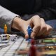 Hasbro Hasbro Gaming Cluedo 45 min Gra planszowa Detektyw 7