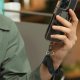 Uniq Vista uniwersalna smycz do telefonu 2w1 zielony/dark khaki 5