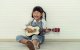 Ecotoys Gitara ukulele dla dzieci drewniana 4 struny nylonowe ECOTOYS 6