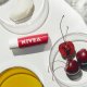 NIVEA CHERRY SHINE Pomadka ochronna do ust wiśniowa koloryzująca 4,8g 3