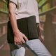 Incase Crosstown Sleeve with Woolenex - Pokrowiec z kieszenią MacBook Pro 16" (M4/M3/M2/M1/2024-2021) (Black) 12