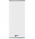 Nike Fundamental Towel M N1012438-101 białe One size 2