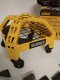 stołek warsztatowy dewalt 3