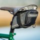 Torba pod siodło BLACKBURN GRID MEDIUM SEAT BAG black, wodoodporna, odblaskowa, 0,8L (NEW 2025) 2