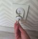 ZABEZPIECZENIA DO KONTAKTÓW GNIAZDEK ELEKTRYCZNYCH ZAŚLEPKI BIAŁE 6 SZTUK 2