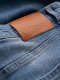 Męskie jeansowe spodnie CARROT FIT z delikatnymi przetarciami  niebieskie V1 OM-PADP-0162 XL 7