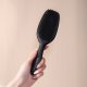 SISTER YOUNG_Ayla Hair Brush szczotka do włosów z elastycznym nylonowym włosiem Black 5
