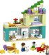 LEGO DUPLO Nowoczesny dom rodzinny 3 w 1 z figurkami (10470) 8