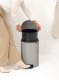 Kosz na śmieci Brabantia BRABANTIA kosz na śmieci z pedałem NewIcon 20 l Soft Grey 254406 (8710755254406) 4