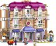 LEGO Friends Grand Hotel w mieście Heartlake (42704) 7