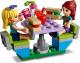 LEGO Friends Samochód kempingowy Mii (41339) 10