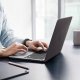 Etui Spigen SPIGEN AIRSKIN MACBOOK AIR 13 M2-M5 2023-2026 Frost black 5