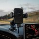 spacecase Uchywt Na Telefon Do Samochodu AutoLock z ładowarką indukcyjną QI 15W czarny 2