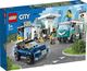 LEGO City Stacja benzynowa (60257) 1