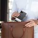 Uniq UNIQ etui Cabrio iPhone 11 szary/smoked grey 6
