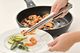 WMF WMF Hello FUNctionals pinceta 29 x 3,2 cm, stal nierdzewna Cromargan, stożkowe łyżki, blokowanie za pomocą jednej ręki oszczędzającego miejsce 4