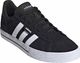 Adidas Buty męskie ADIDAS DAILY 3.0 41.3 5
