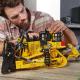 LEGO Technic Sterowany przez aplikację buldożer Cat D11 (42131) 3