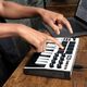 Akai MPK MINI MK3 WHITE - Klawiatura Sterująca USB 5