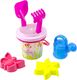 Mochtoys MOCHTOYS Zestaw Letni w Koszyku Konewka Grabki Łopatka Foremka MIX 2
